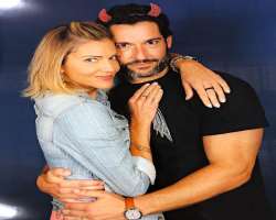 Canadian actress and former model, Tricia Helfer was once his crush. The actress was his co-star on the popular Netflix series Lucifer. Canadian actress and former model, Tricia Helfer was once his crush. The actress was his co-star on the popular Netflix series Lucifer.